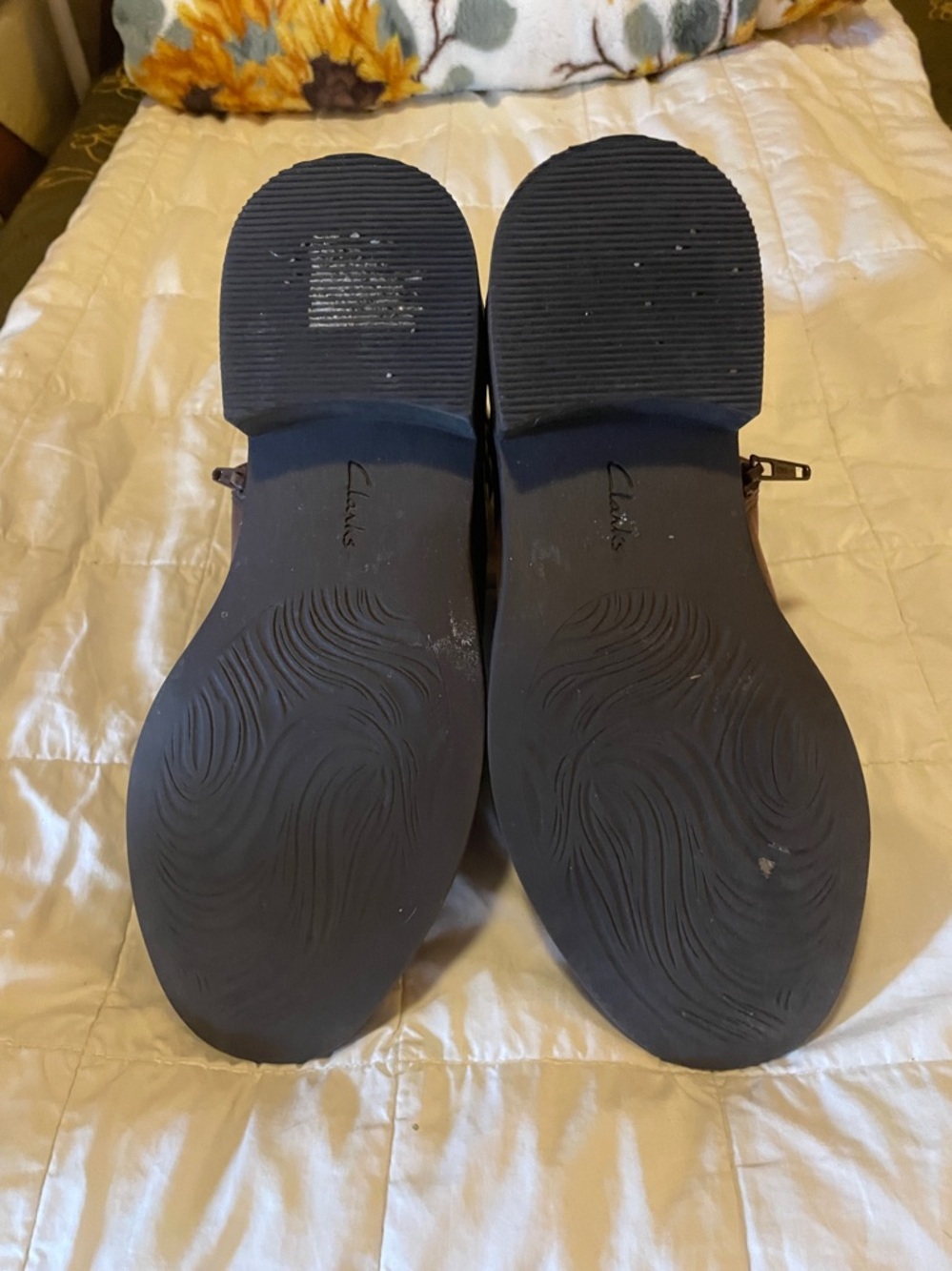 Women's Clarks Collection size 7 in EUC - Picture 4 of 8